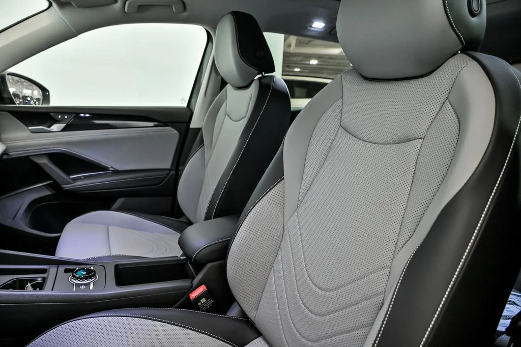 New 2026 Gray Volkswagen 2.0T SE image 7