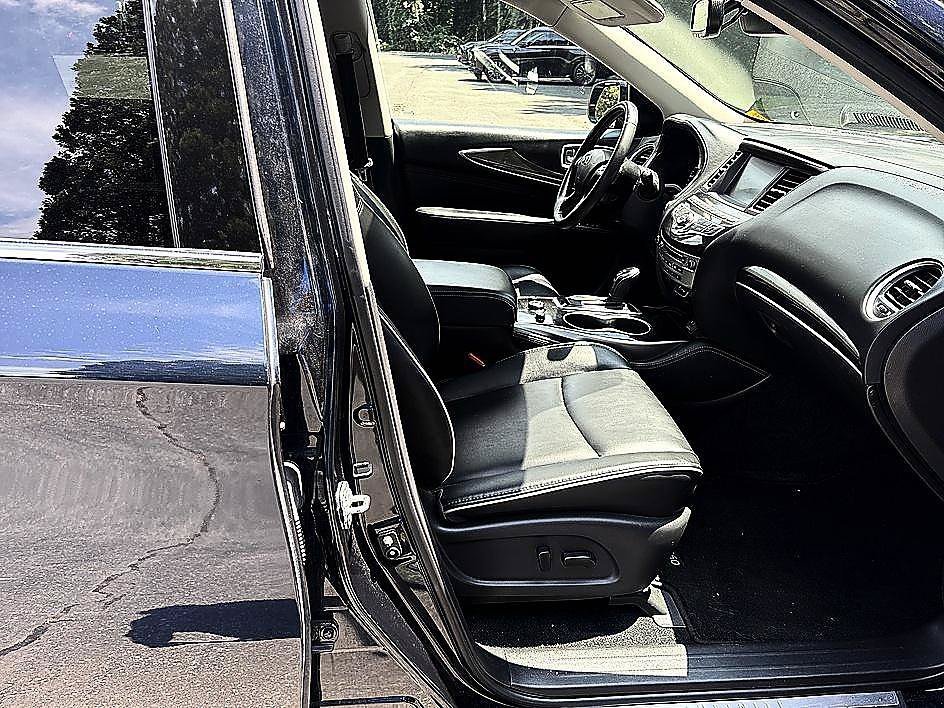 Used 2020 Hermosa Blue INFINITI PURE image 20