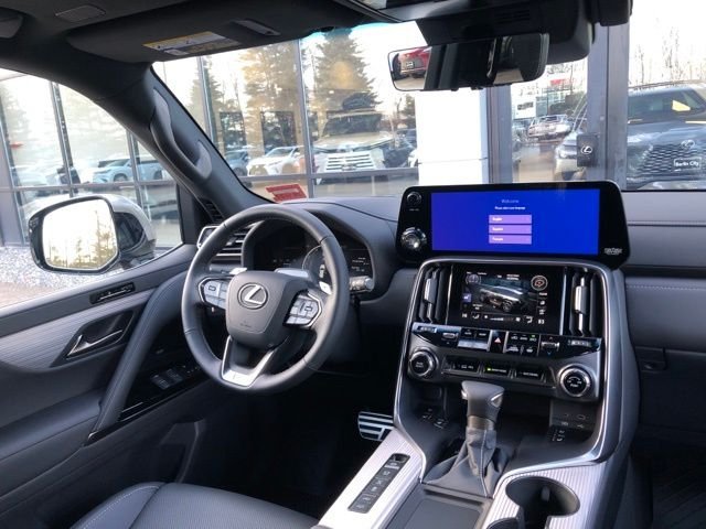 2026 Lexus LX 600 F-Sport - Photo 14