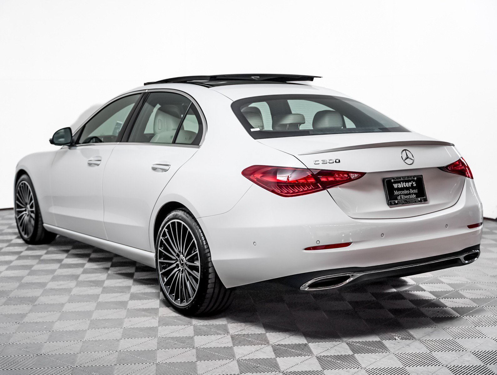 New 2026 Polar White Mercedes-Benz C 300 image 2
