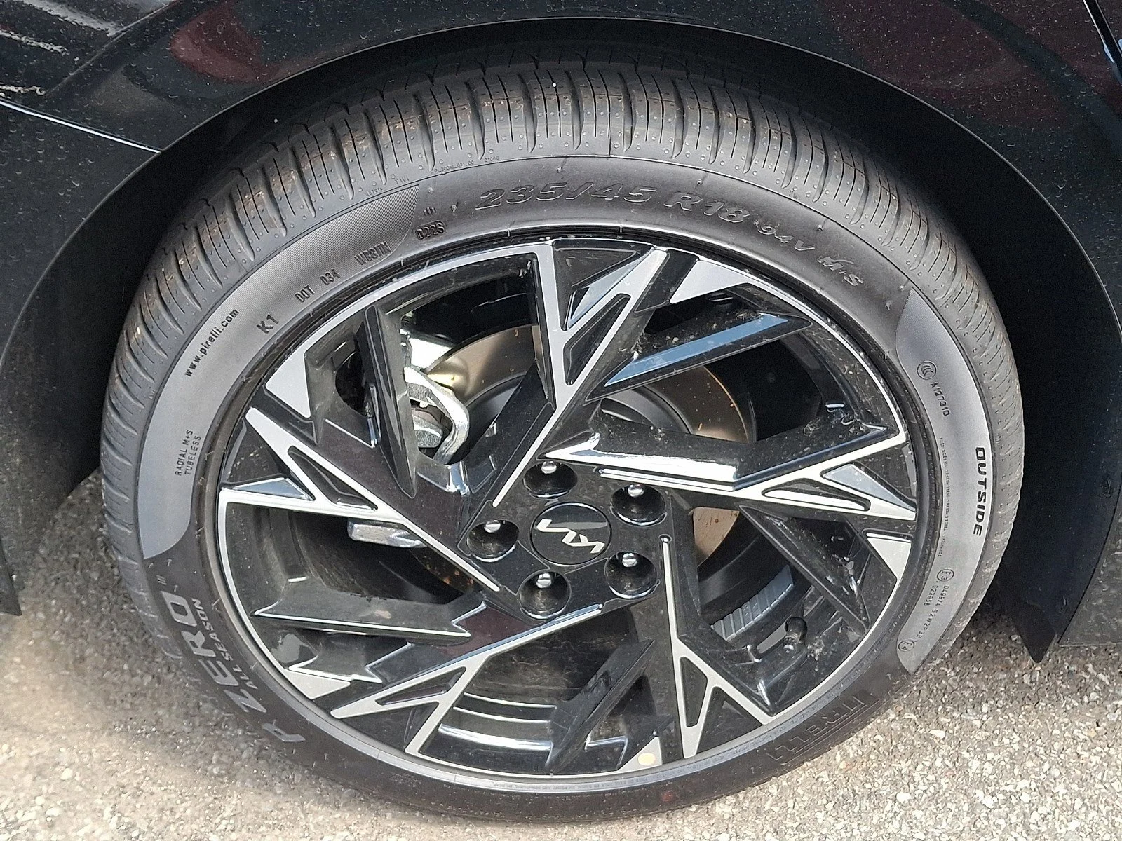 New 2026 Aurora Black Pearl Kia GT-Line AWD image 5
