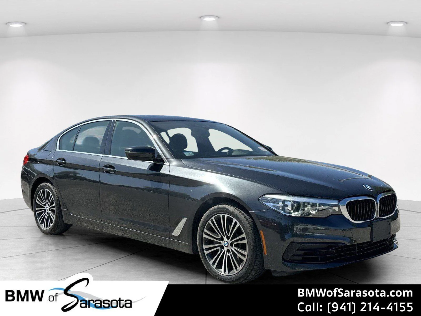 2020 BMW 5 Series 530i xDrive Sedan's photo