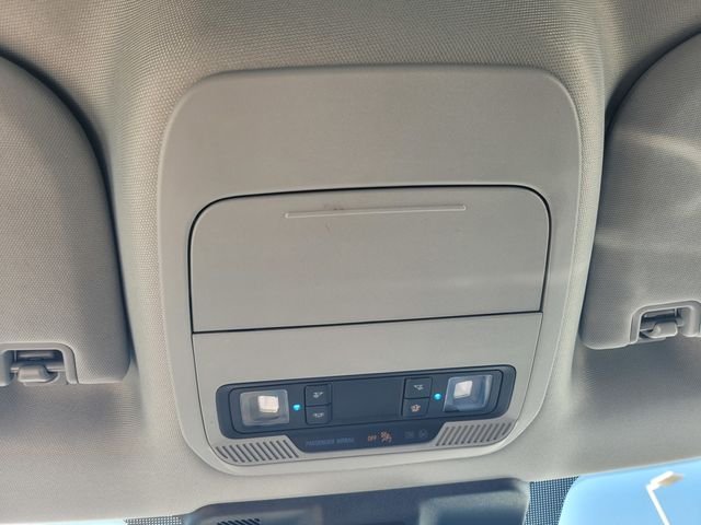 Used 2024 White Ford XLT image 22