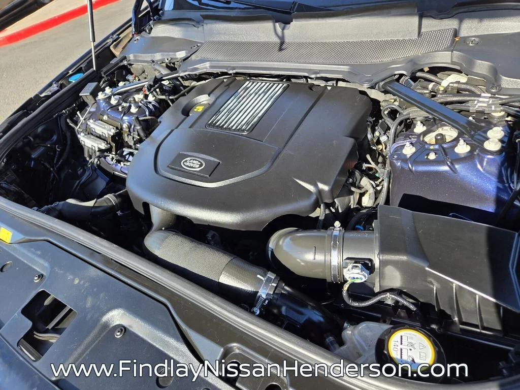 Used 2019  Land Rover HSE image 20