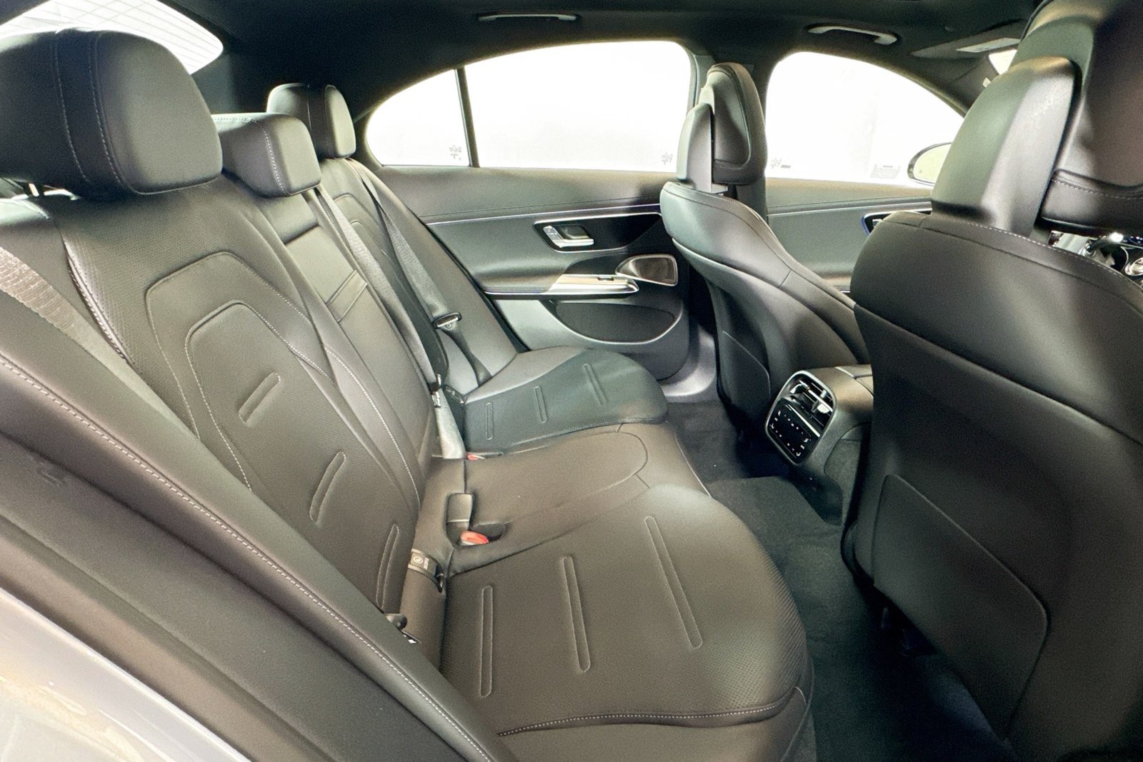 New 2026 Cirrus Silver Metallic Mercedes-Benz AMG® E 53 E image 25