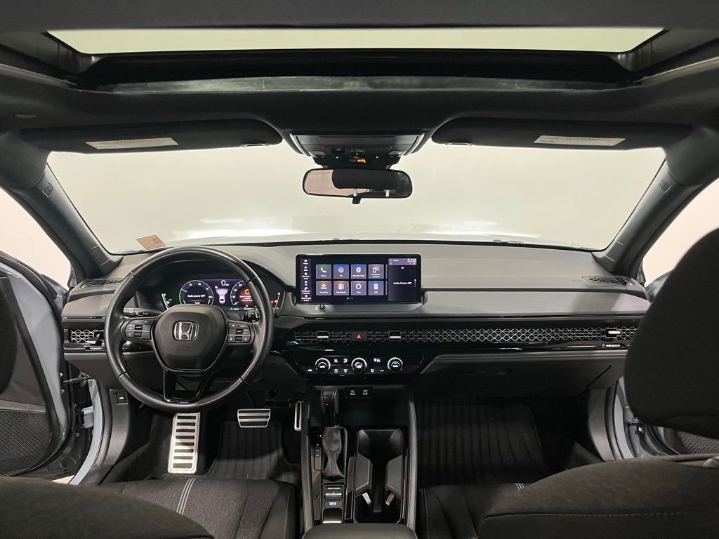 Used 2023 Gray Honda Sport image 19
