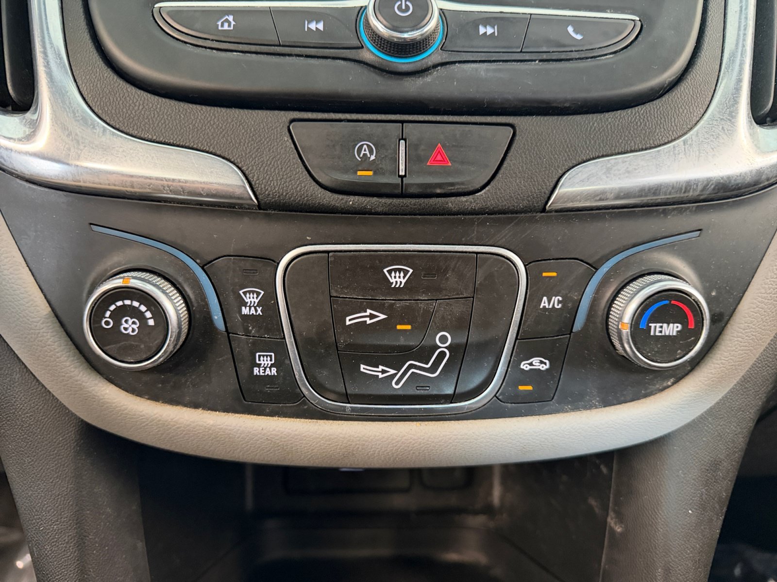 Used 2022 Silver Ice Metallic Chevrolet LS image 22