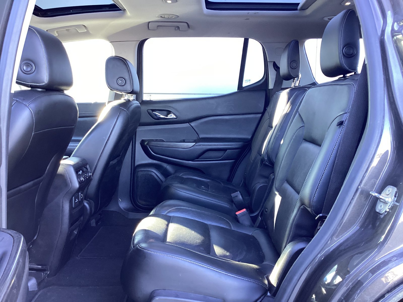 Used 2019 Gray GMC SLT-2 image 6