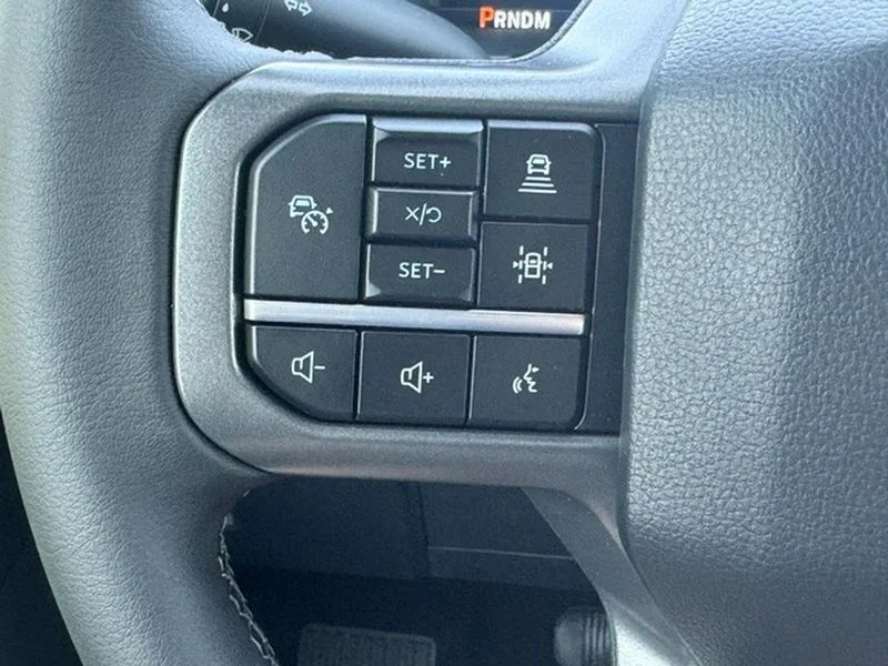 New 2026 Oxford White Ford XLT image 11