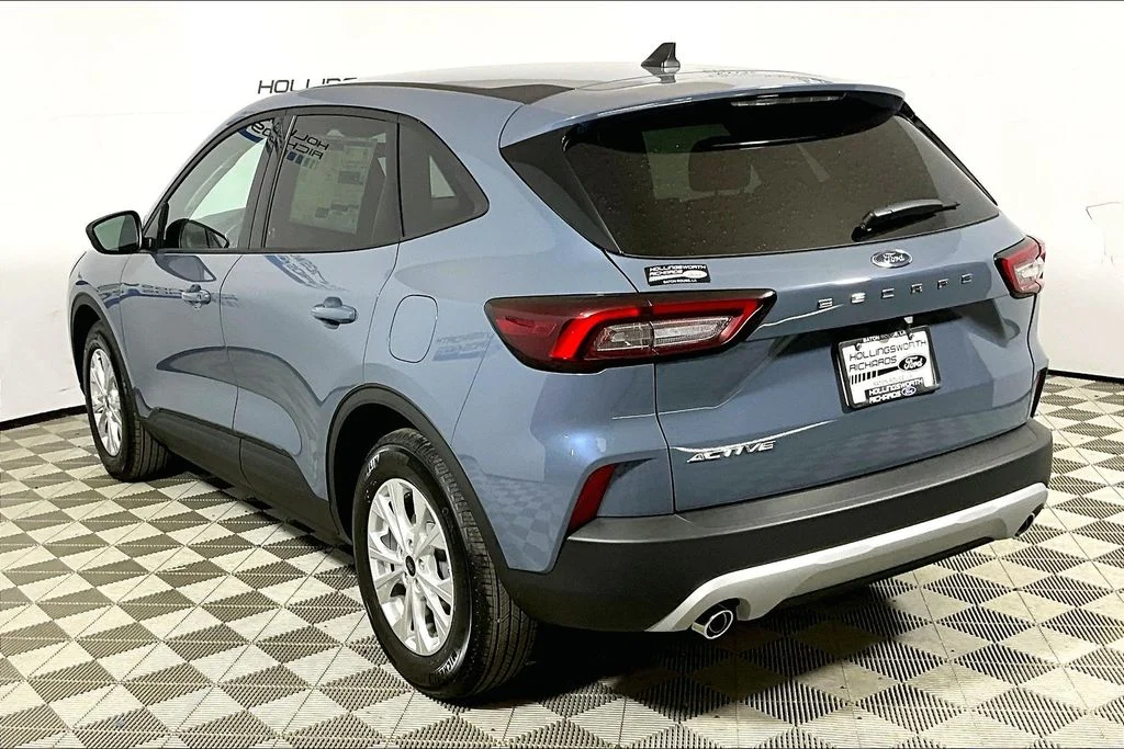 2026 Ford Escape Active - Photo 3