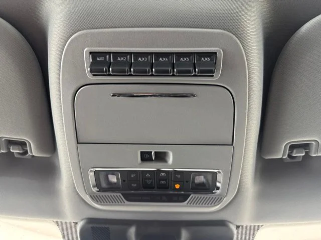 New 2026 Avalanche Ford Lariat image 14
