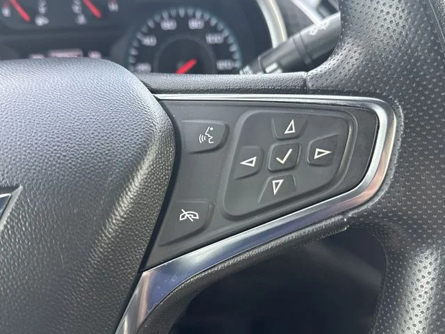 Used 2025 Black Chevrolet LT image 33