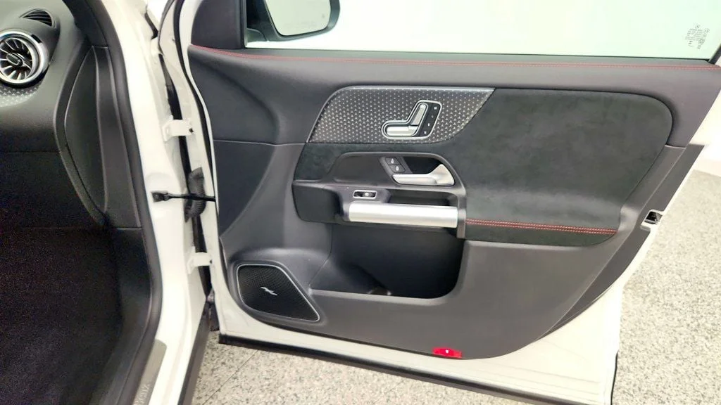 Used 2025 Polar White Mercedes-Benz GLA 250 4MATIC SUV w/ AMG® Night Pkg & Burmester Audio image 25