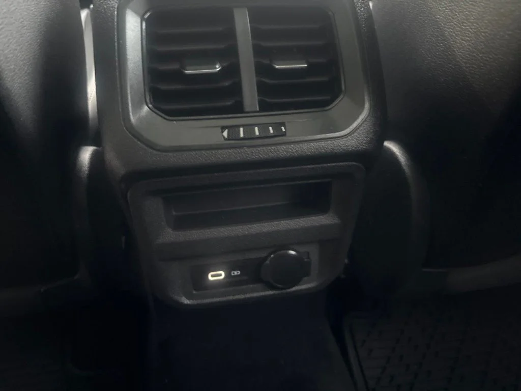Used 2021 Black Volkswagen 2.0T SEL image 52
