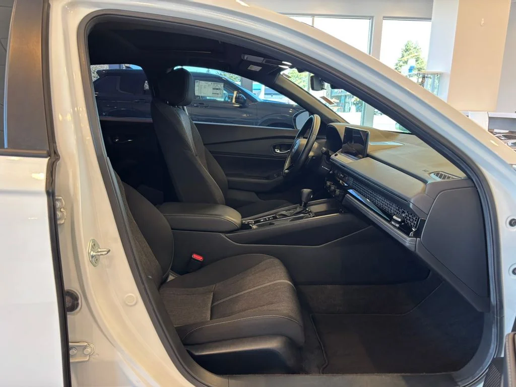 Used 2023 White Honda Sport image 23