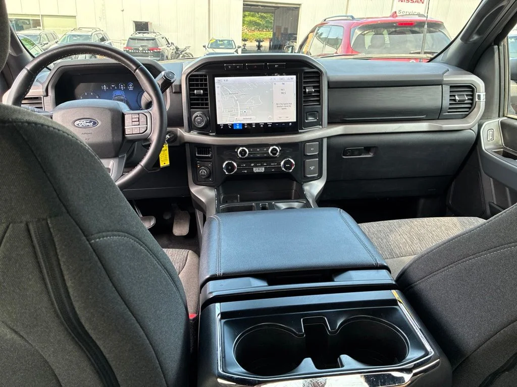 Used 2024 White Ford XLT image 21