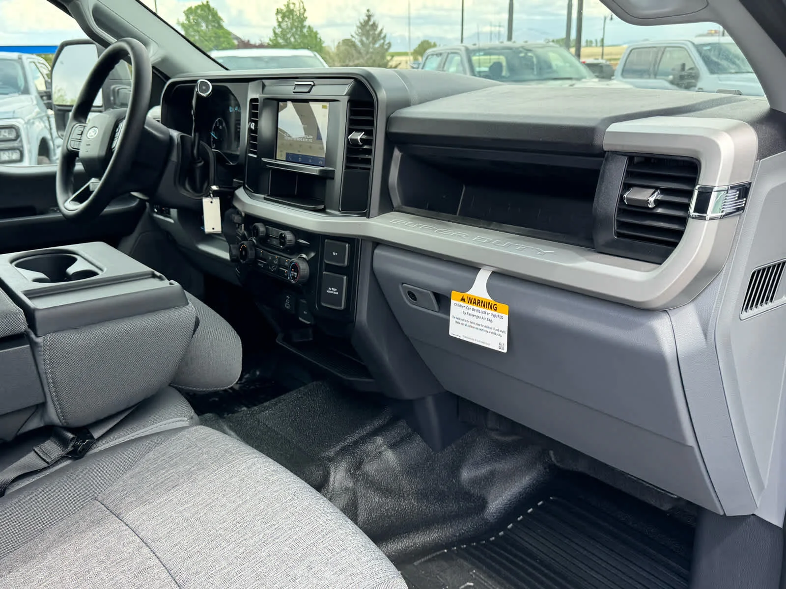 New 2026 Oxford White Ford F-550® XL image 14
