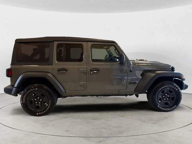 Used 2023 Gray Jeep Sport image 7