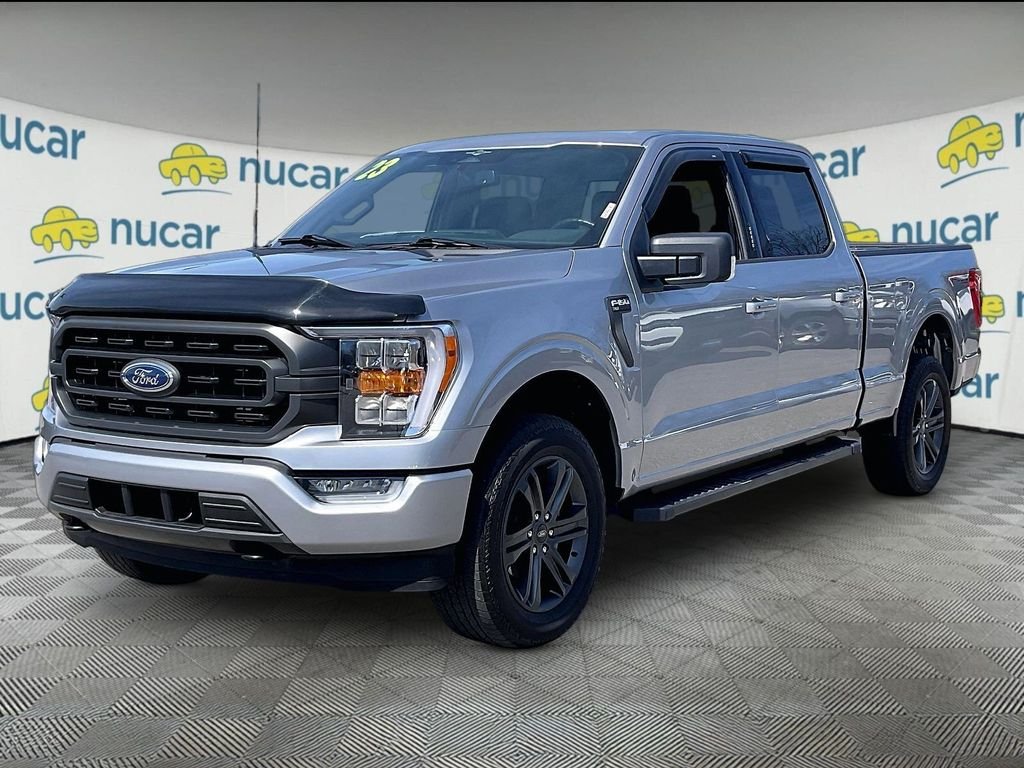 Used 2023 Iconic Silver Metallic Ford XLT image 3