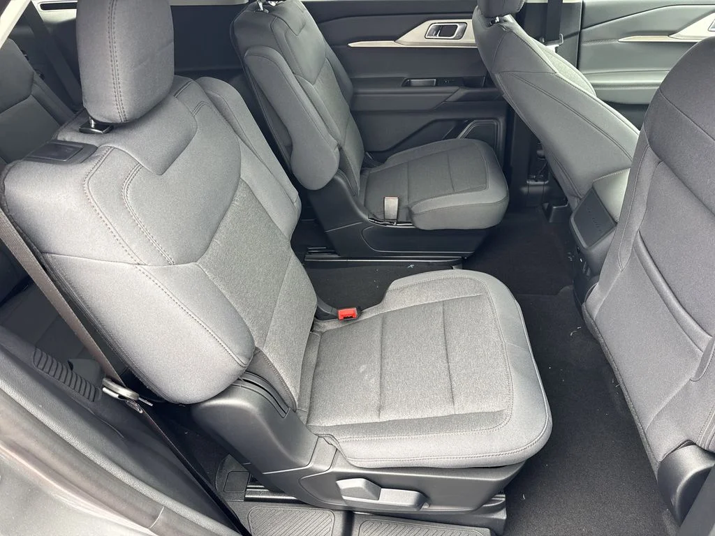 New 2026 Gray Ford Active image 15