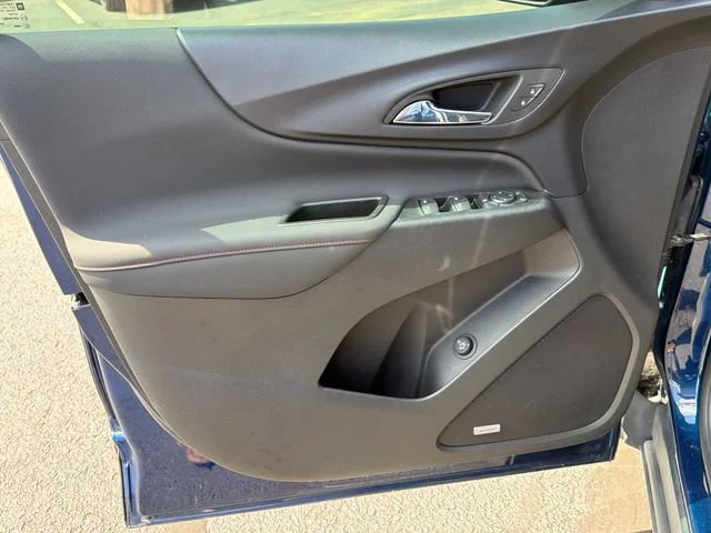 Used 2022 Blue Glow Metallic Chevrolet RS image 17