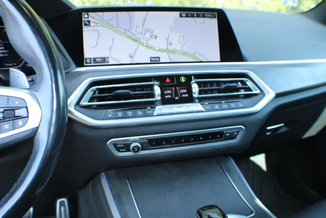 Used 2023 Black Sapphire Metallic BMW xDrive40i image 10