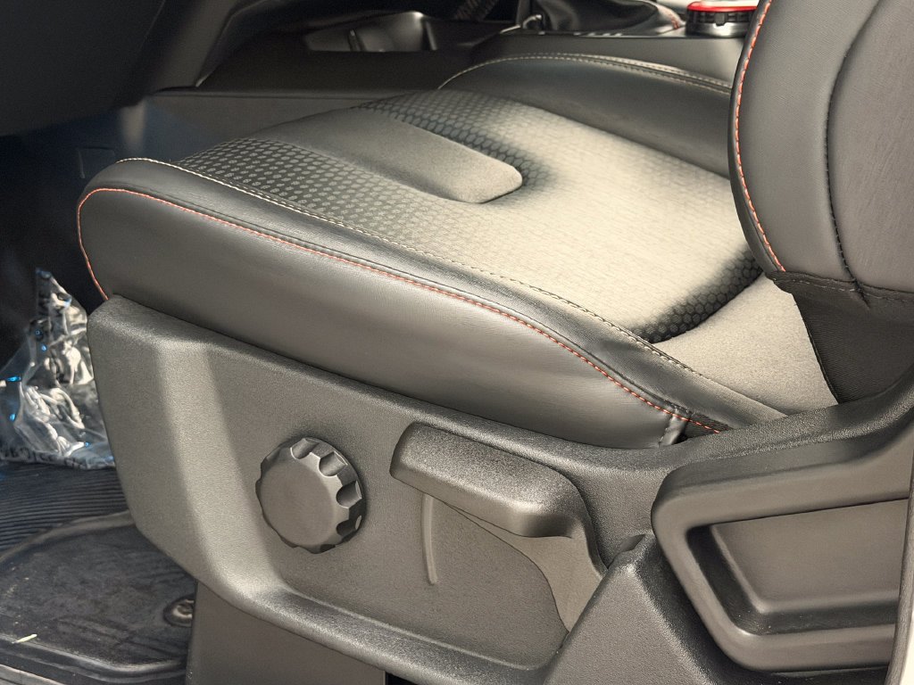 Used 2024 Silver Metallic Ford Raptor image 24