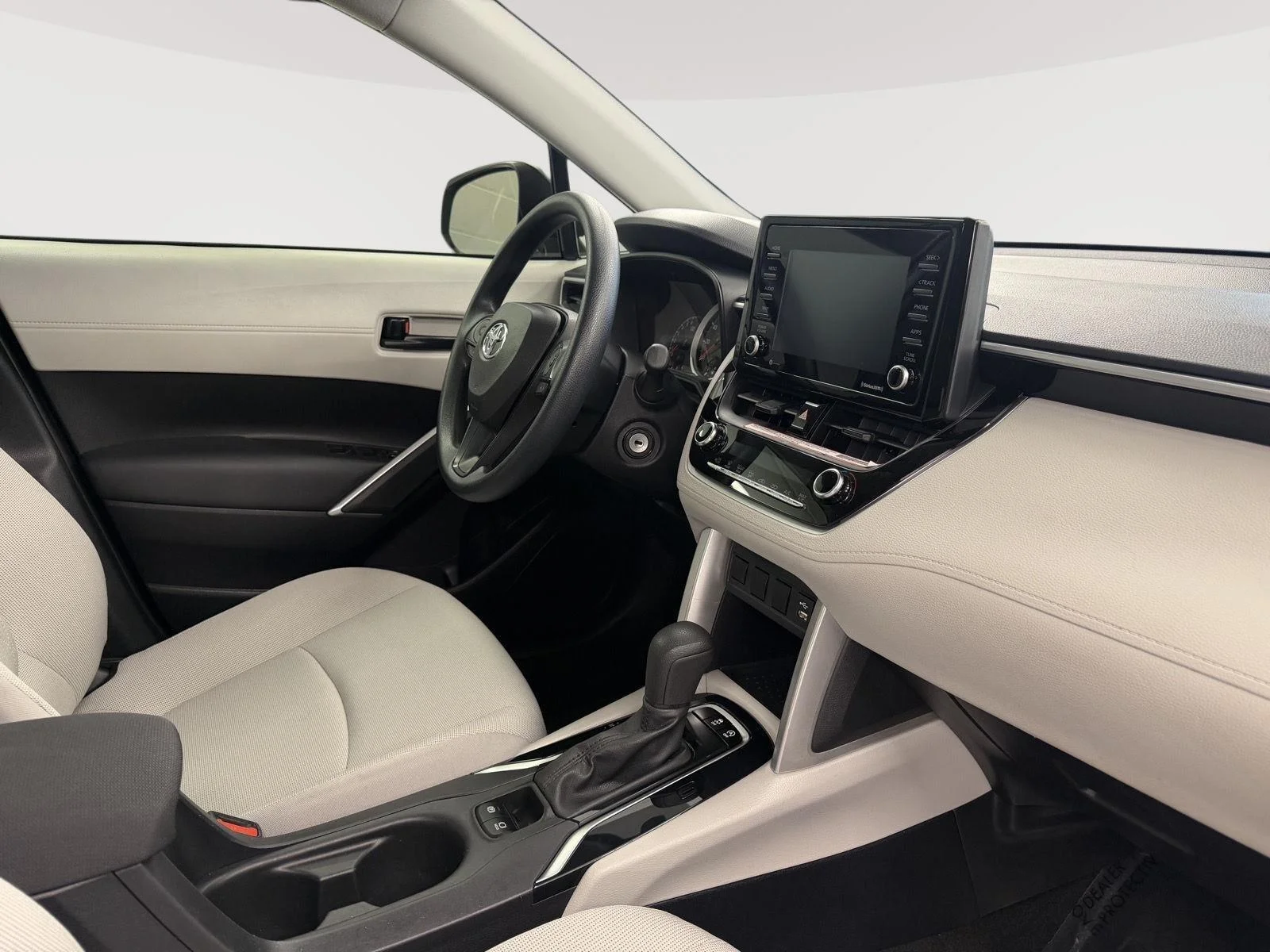 Used 2022 Celestite Toyota L image 23