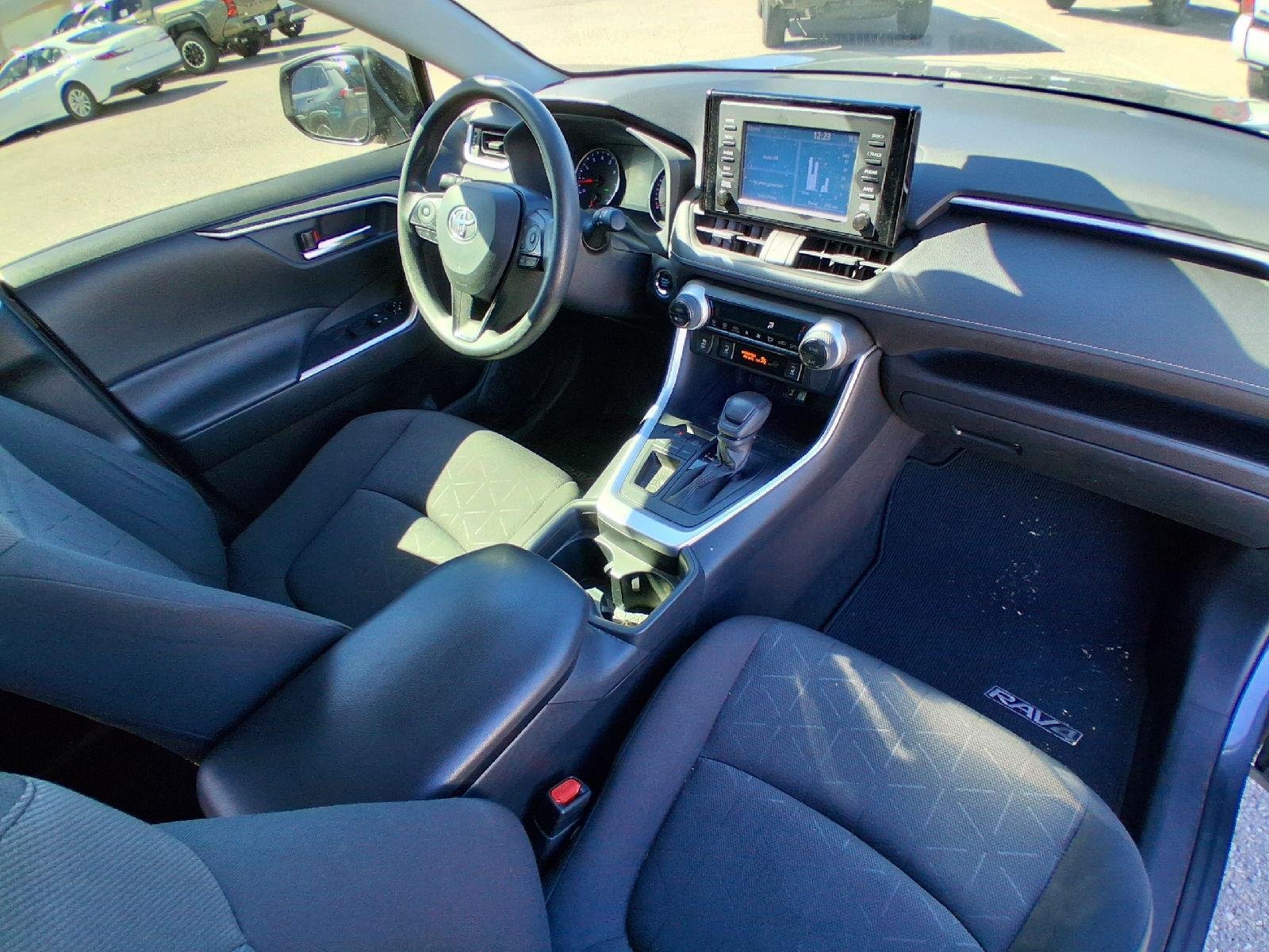 Used 2019 Magnetic Gray Metallic Toyota XLE image 28