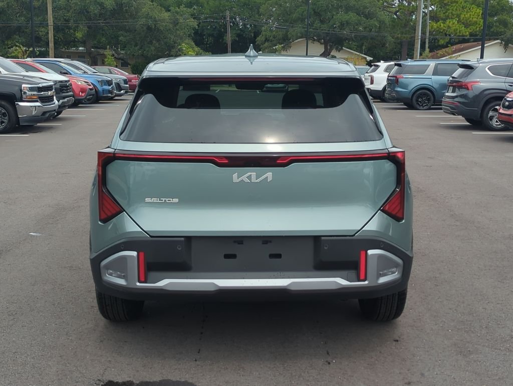 New 2027 Iceberg Green Kia S image 6