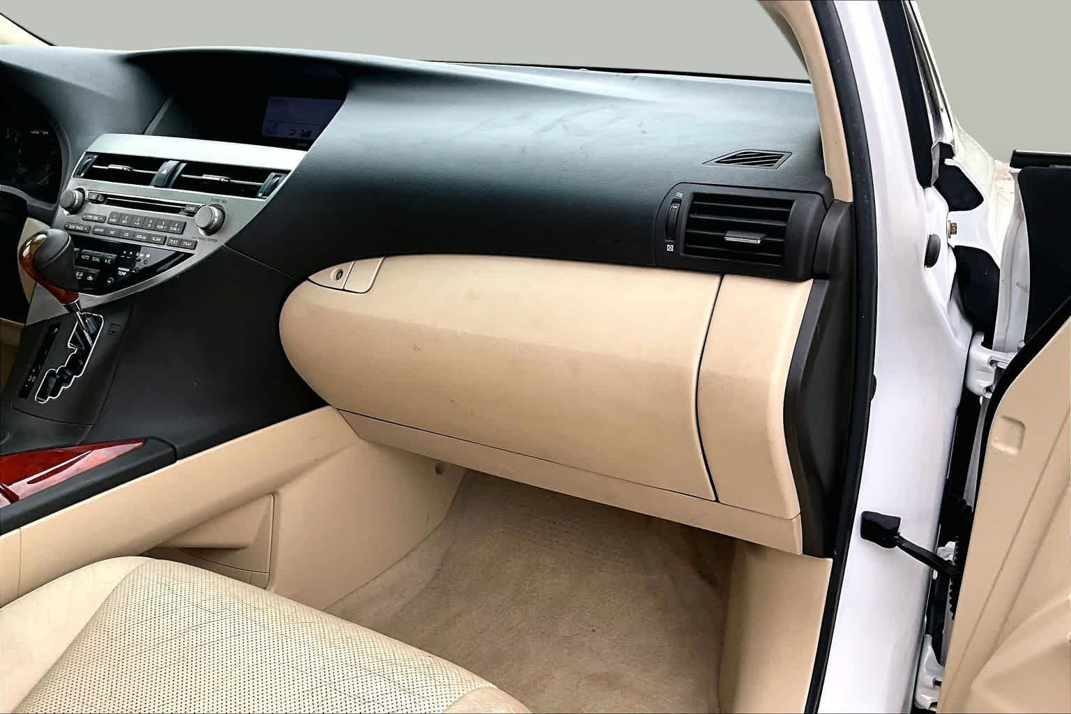 Used 2010 Starfire Pearl Lexus  image 17