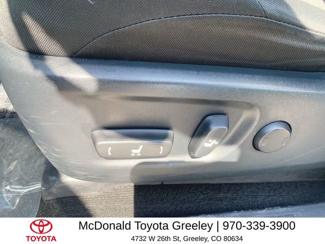 Used 2022 Silver Toyota SR5 image 12
