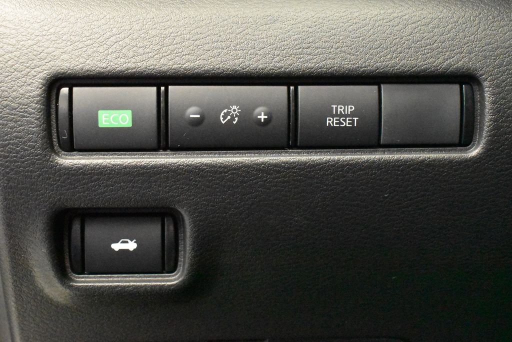 2025 Nissan Sentra SV - Photo 15