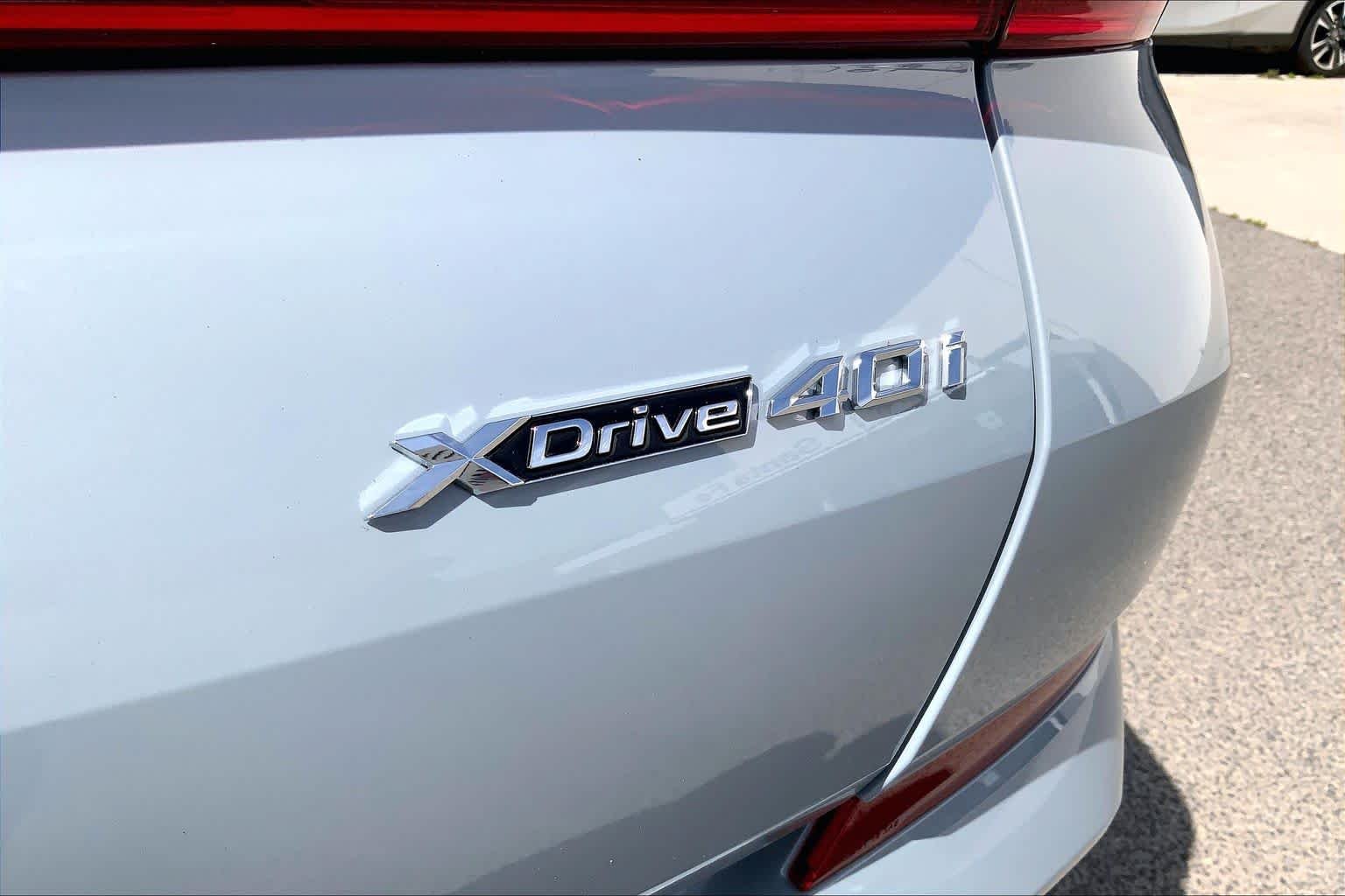 New 2027 Brooklyn Grey Metallic BMW xDrive40i image 15