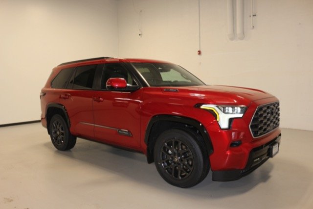 2026 Toyota Sequoia Platinum 4WD i-FORCE MAX Hybrid's photo
