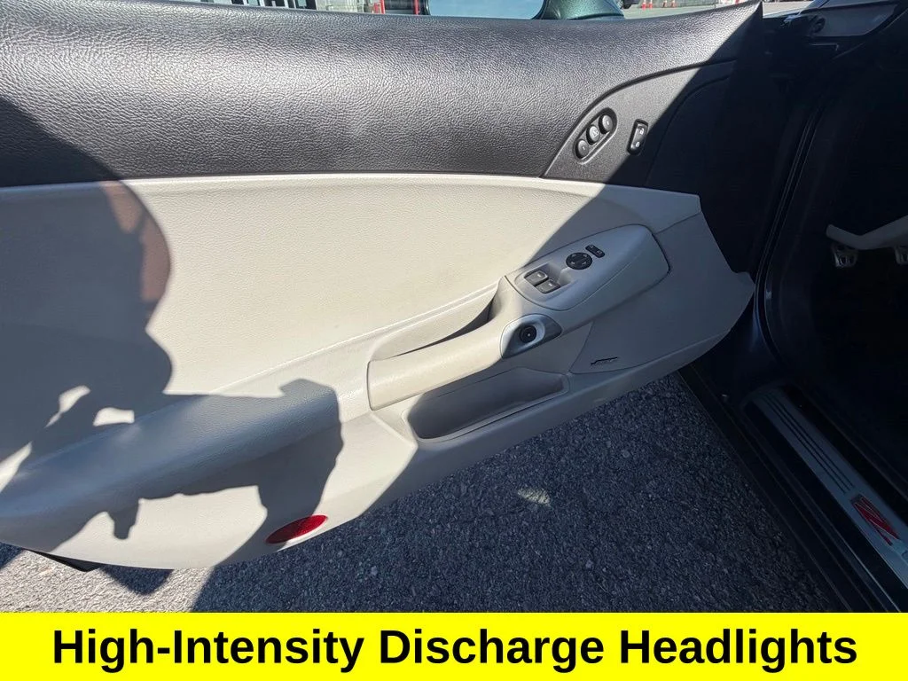 Used 2009 Gray Chevrolet Z06 image 17