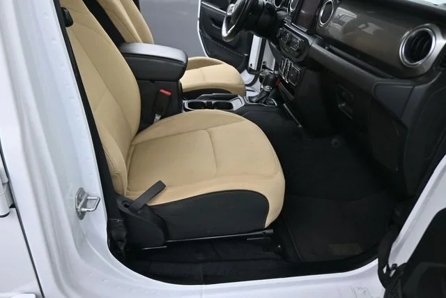 2021 Jeep Wrangler Unlimited Sahara - Photo 23
