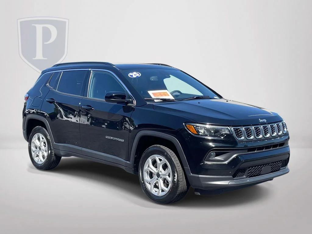 2025 Jeep Compass Latitude 4X4's photo