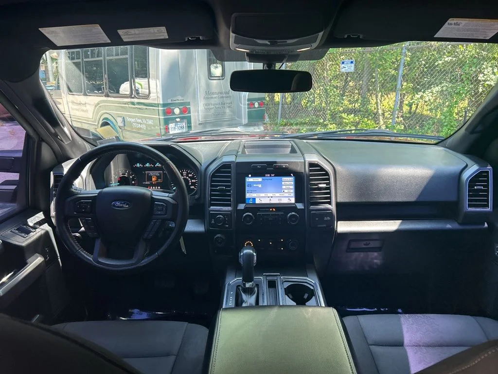 Used 2019 Red Ford XLT image 28