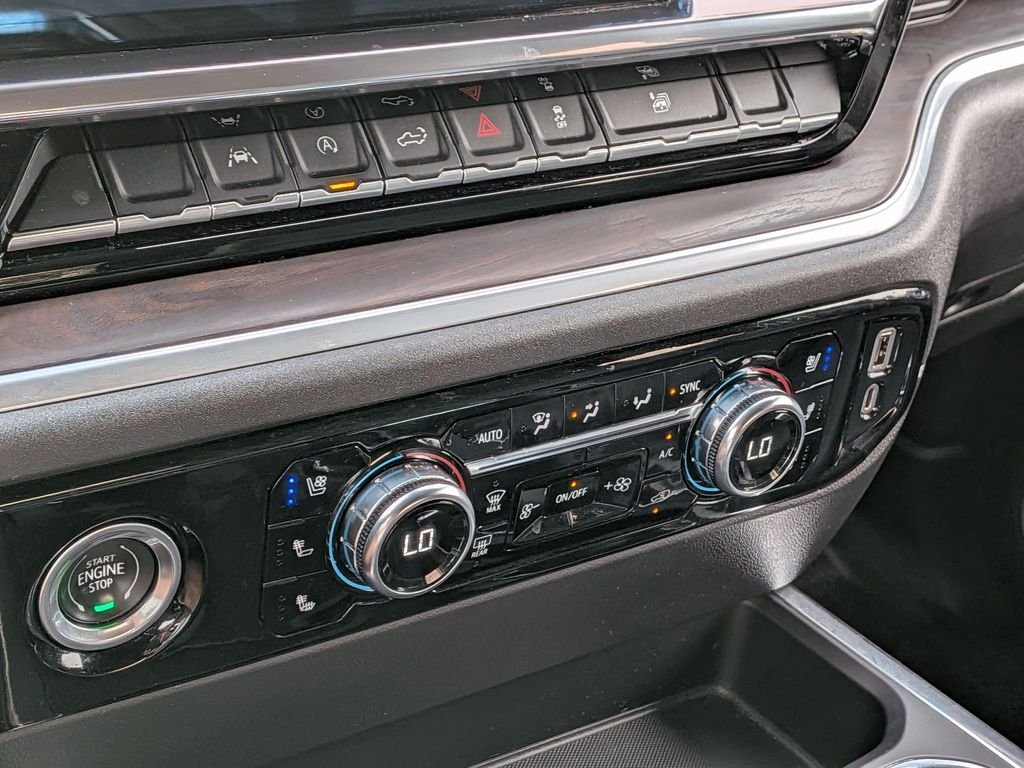 Used 2022 Blue GMC SLT image 23