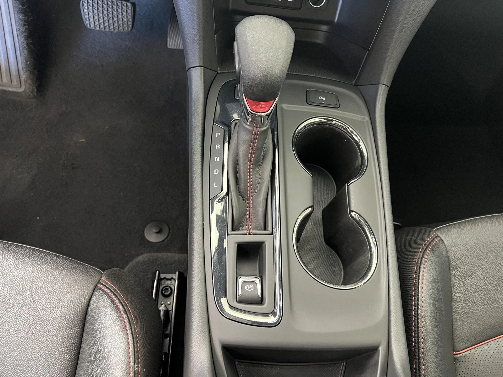 Used 2024 Mosaic Black Metallic Chevrolet RS image 18