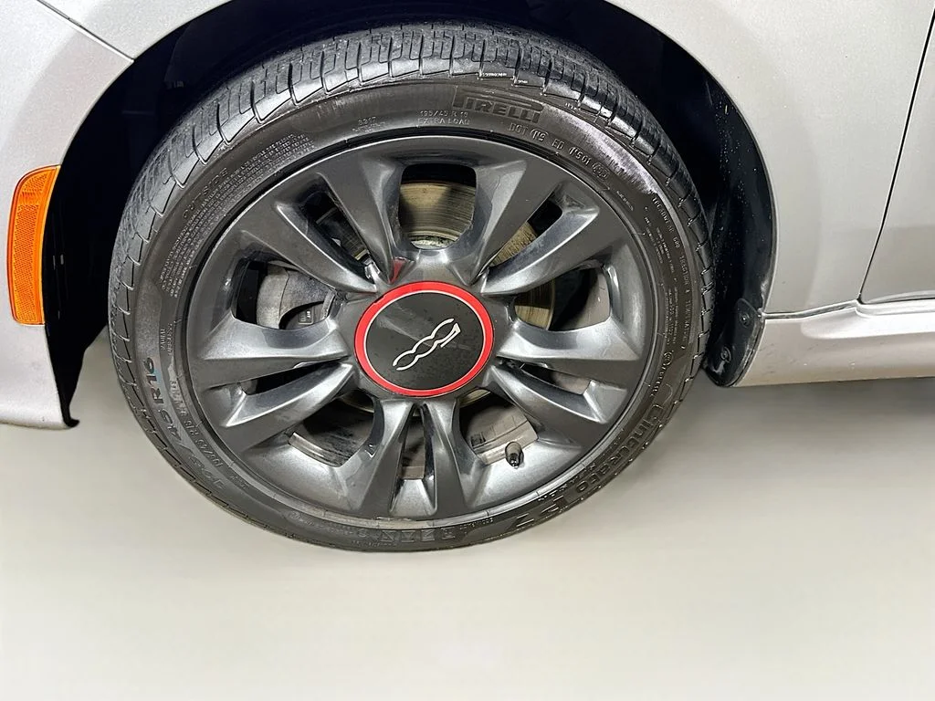 Used 2019 Silver FIAT Pop image 38