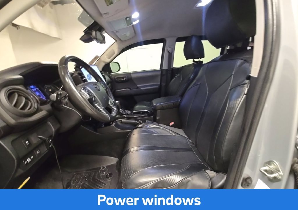 Used 2020 Gray Toyota SR5 image 8