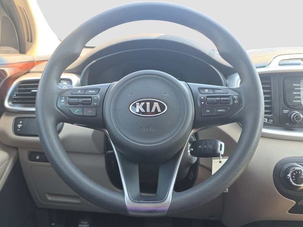 Used 2017 Red Kia 3.3L LX image 9