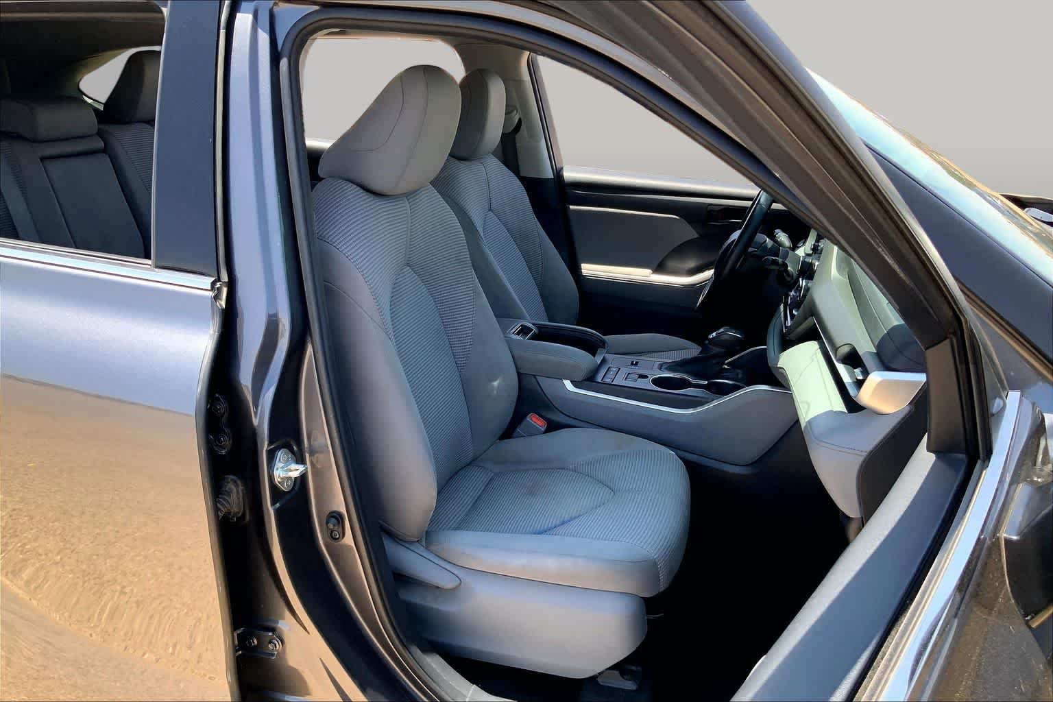 Used 2021 Magnetic Gray Metallic Toyota LE image 9