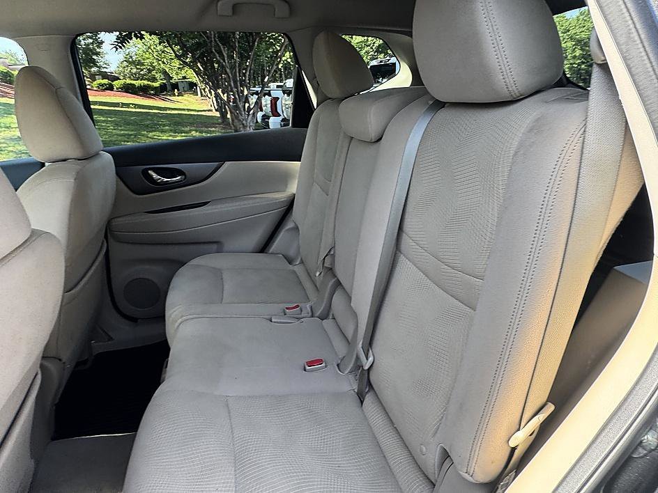 Used 2014 Gun Metallic Nissan SV image 11