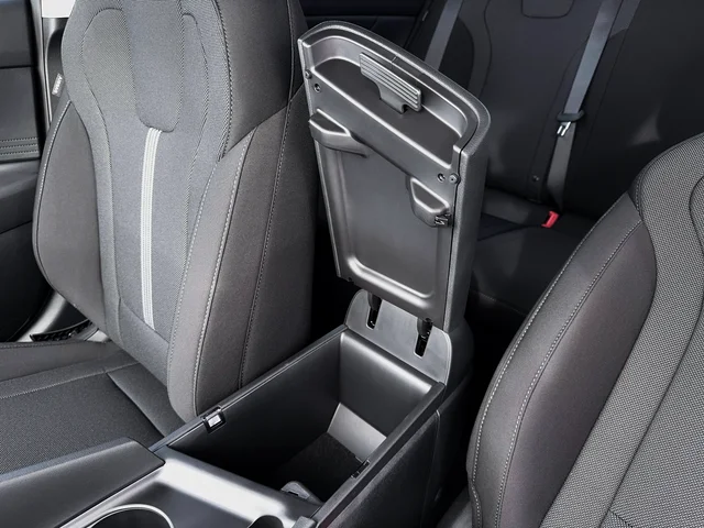 New 2026 Black Hyundai SE image 18