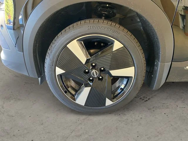 New 2026 Black Nissan SR image 15