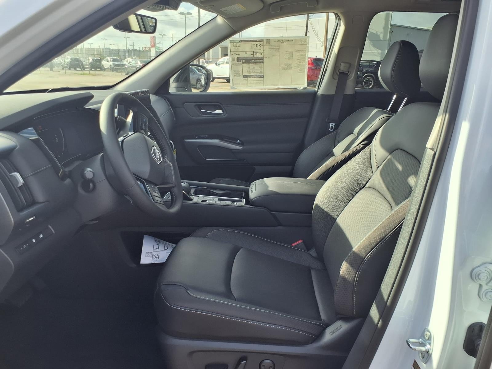 New 2026 Everest White Pearl TriCoat Nissan SL image 11