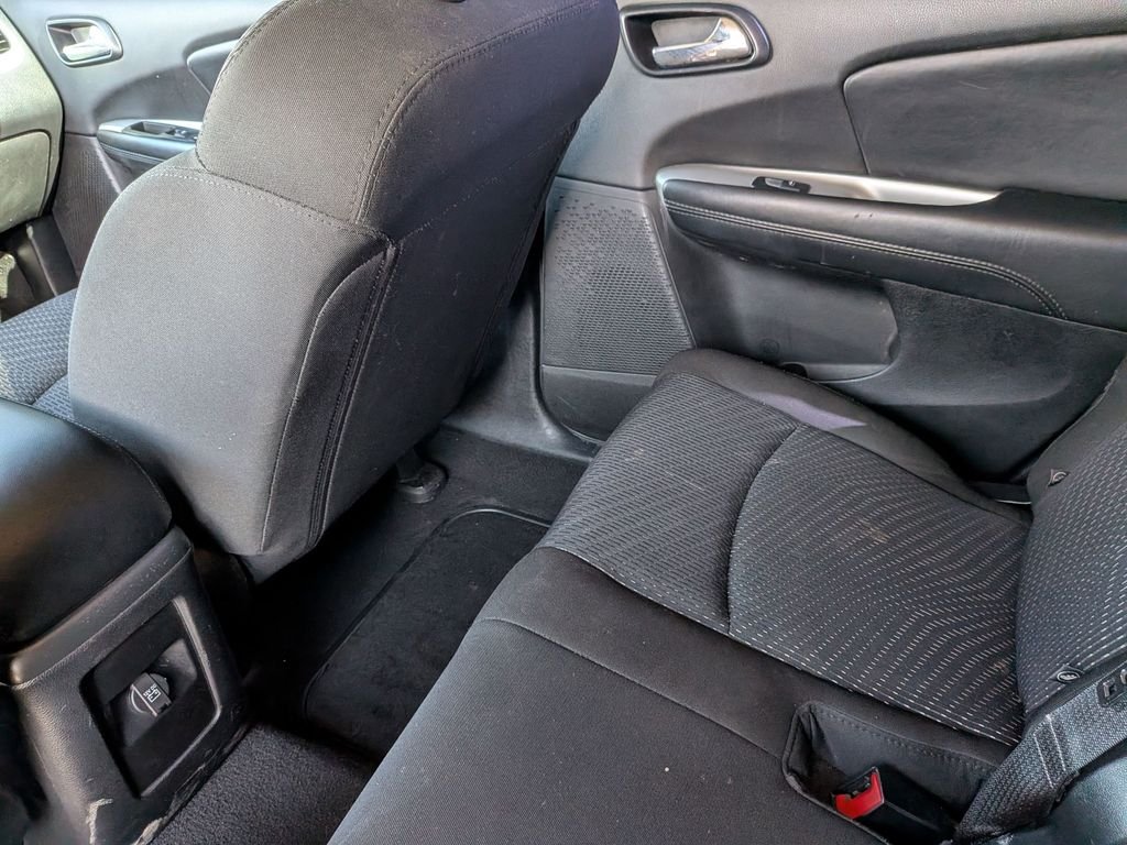 Used 2019 Black Dodge SE image 36